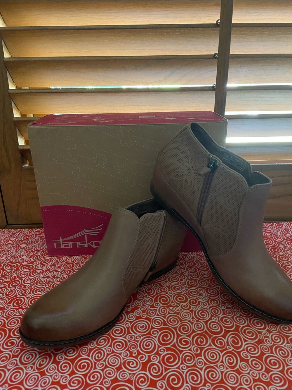 Dansko 41 10 Taupe Leather Perforated Ankle Booties with Side Zipper